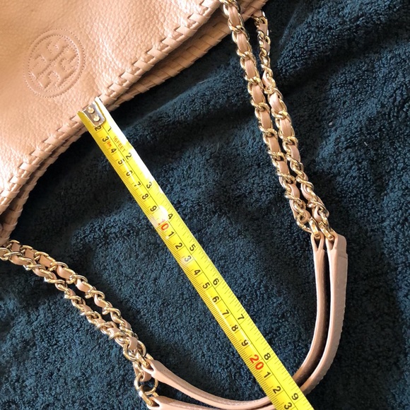Tory Burch stamped logo, pebbled leather creamy pink braided top & chain handbag - Picture 10 of 16